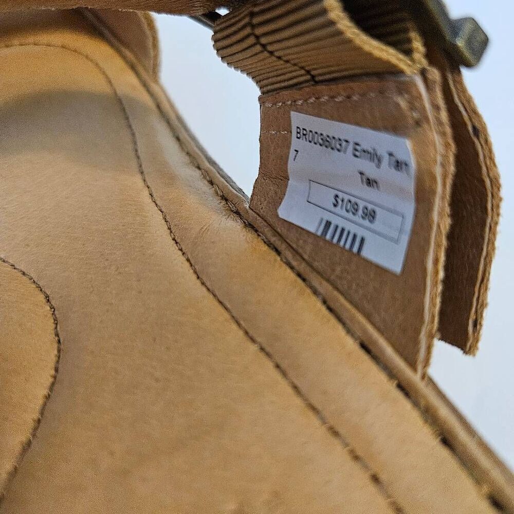 Born Emily womens wedge sandals, tan suede. Size 7. NWT. - Picture 4 of 5
